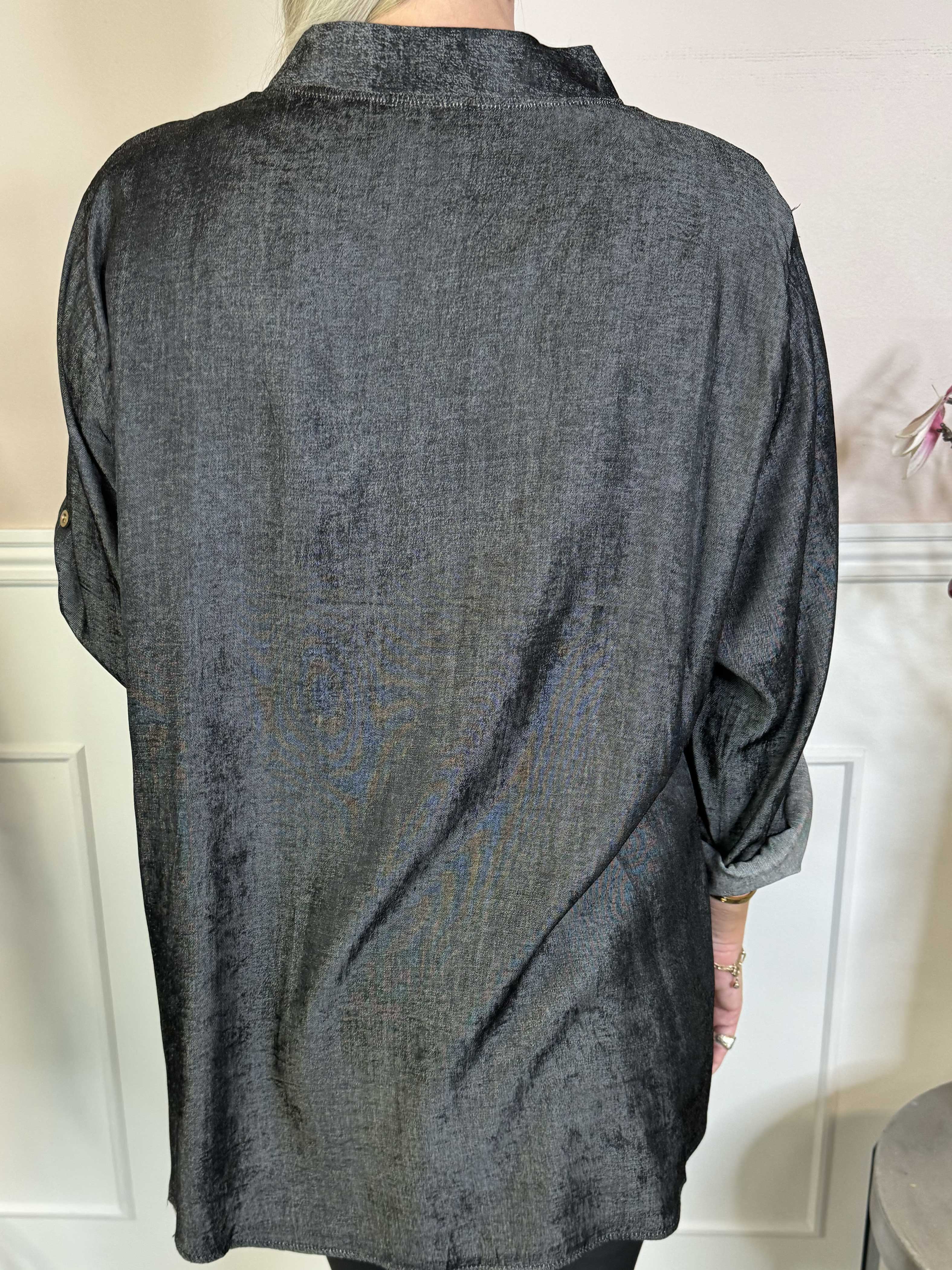 Ebba Denim - Söt denimskjorta med guldknappar